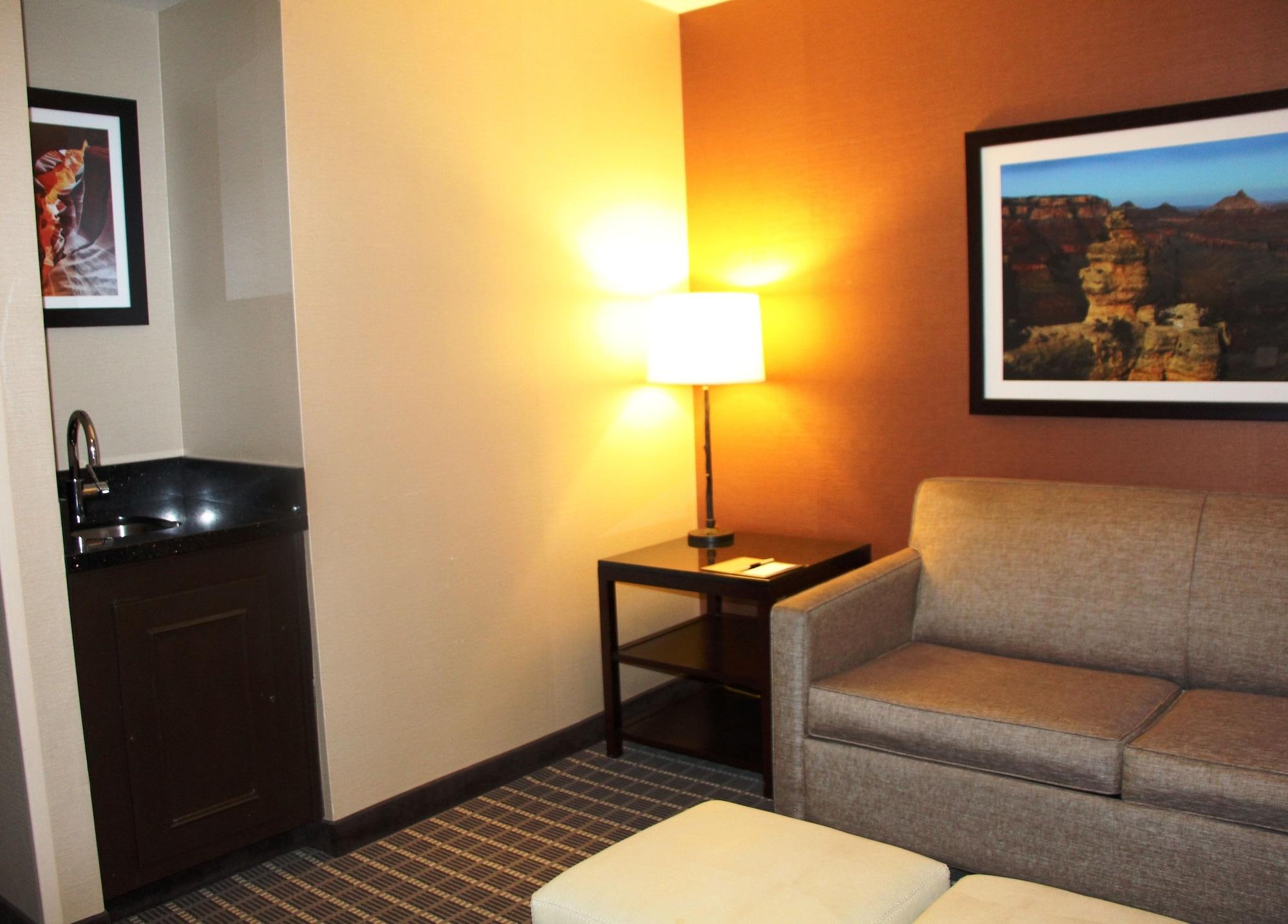 Doubletree By Hilton Hotel Flagstaff Exterior foto