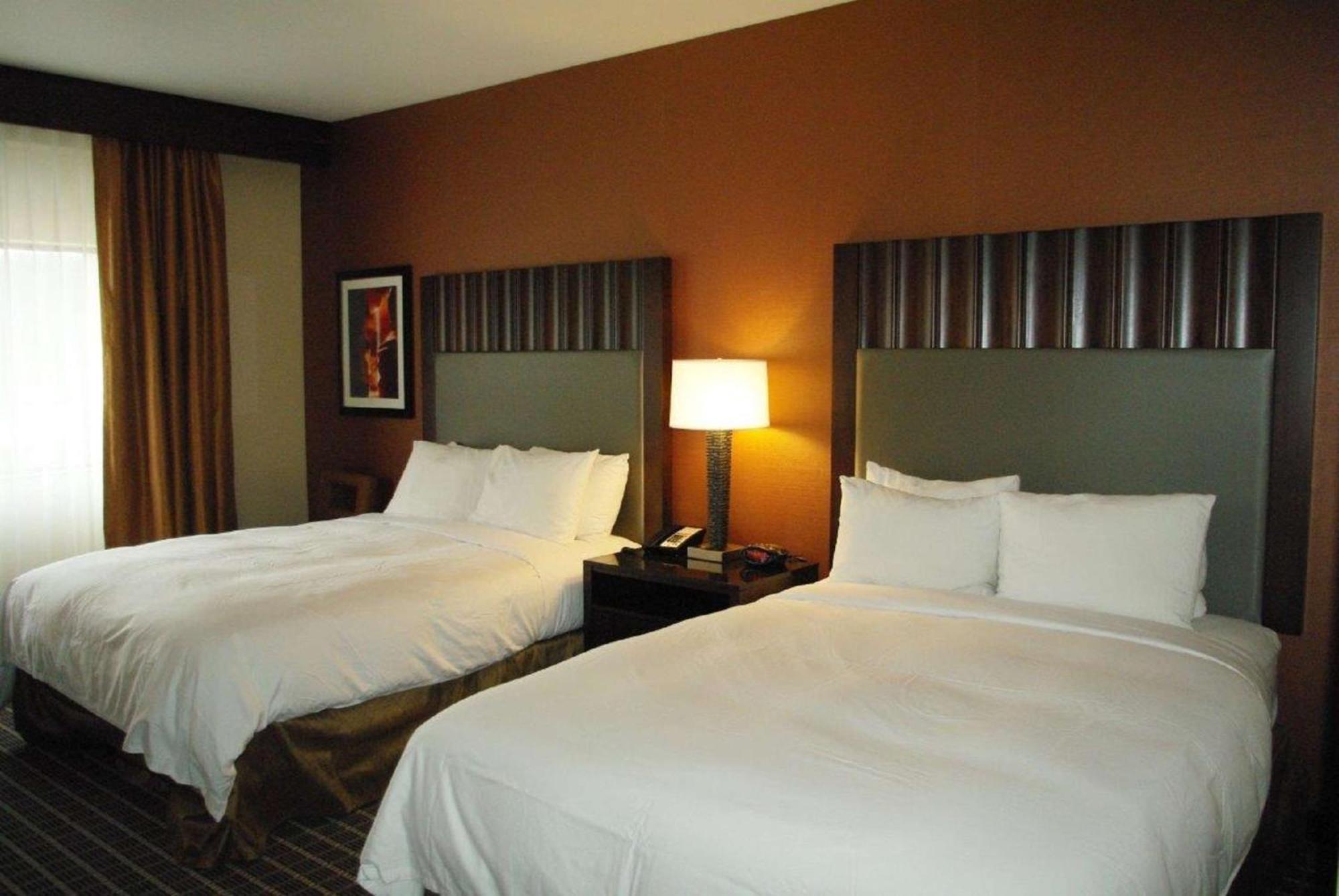 Doubletree By Hilton Hotel Flagstaff Exterior foto