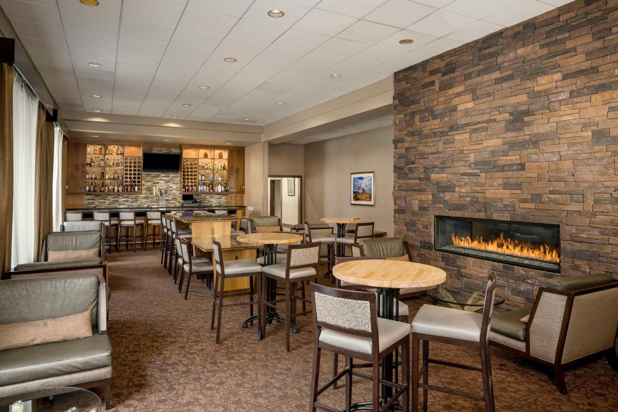 Doubletree By Hilton Hotel Flagstaff Exterior foto